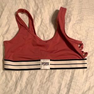 sports bra